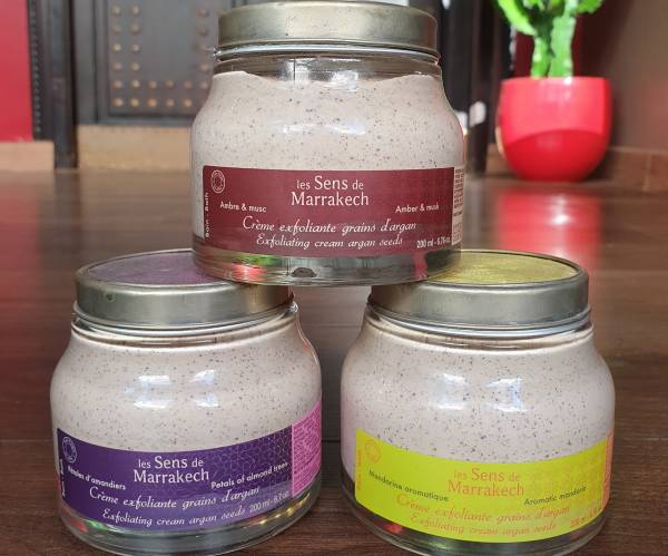 Crème exfoliante aux grains d'argan