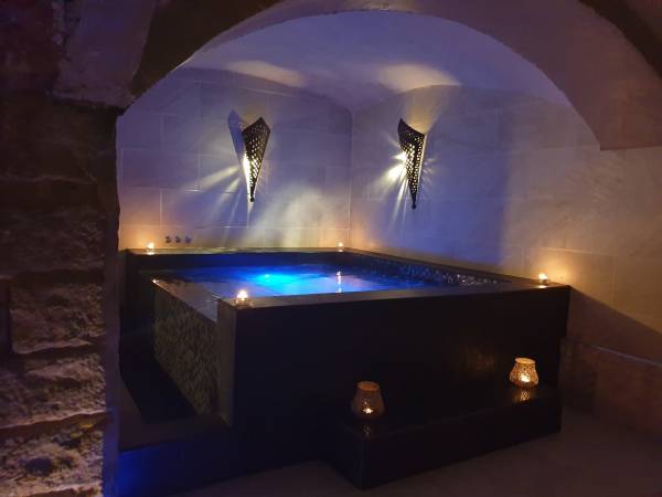 Spa 1h30/2 pers + Massage 45 minutes + Champagne